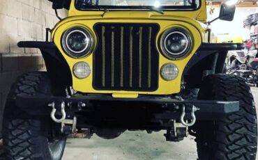 Jeep-Wrangler-1979-Yellow