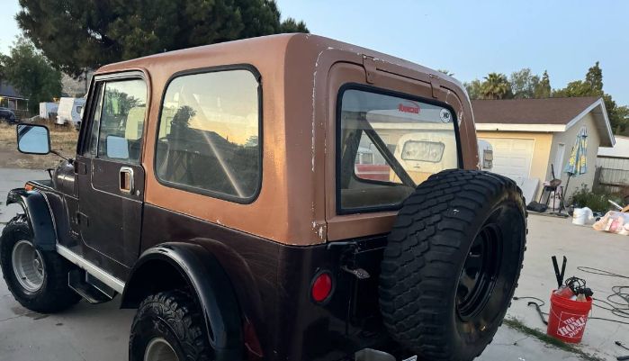 Jeep-Wrangler-1983-Brown-1
