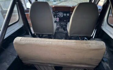 Jeep-Wrangler-1983-Brown-13