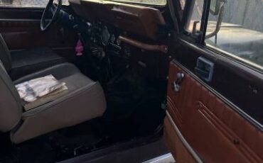 Jeep-Wrangler-1983-Brown-3