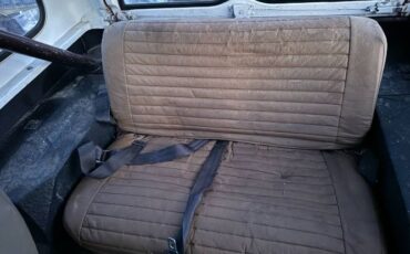 Jeep-Wrangler-1983-Brown-4