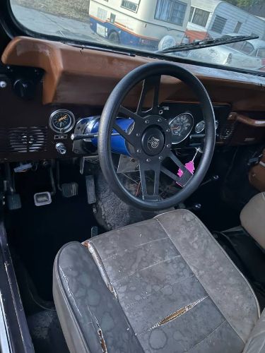 Jeep-Wrangler-1983-Brown-9