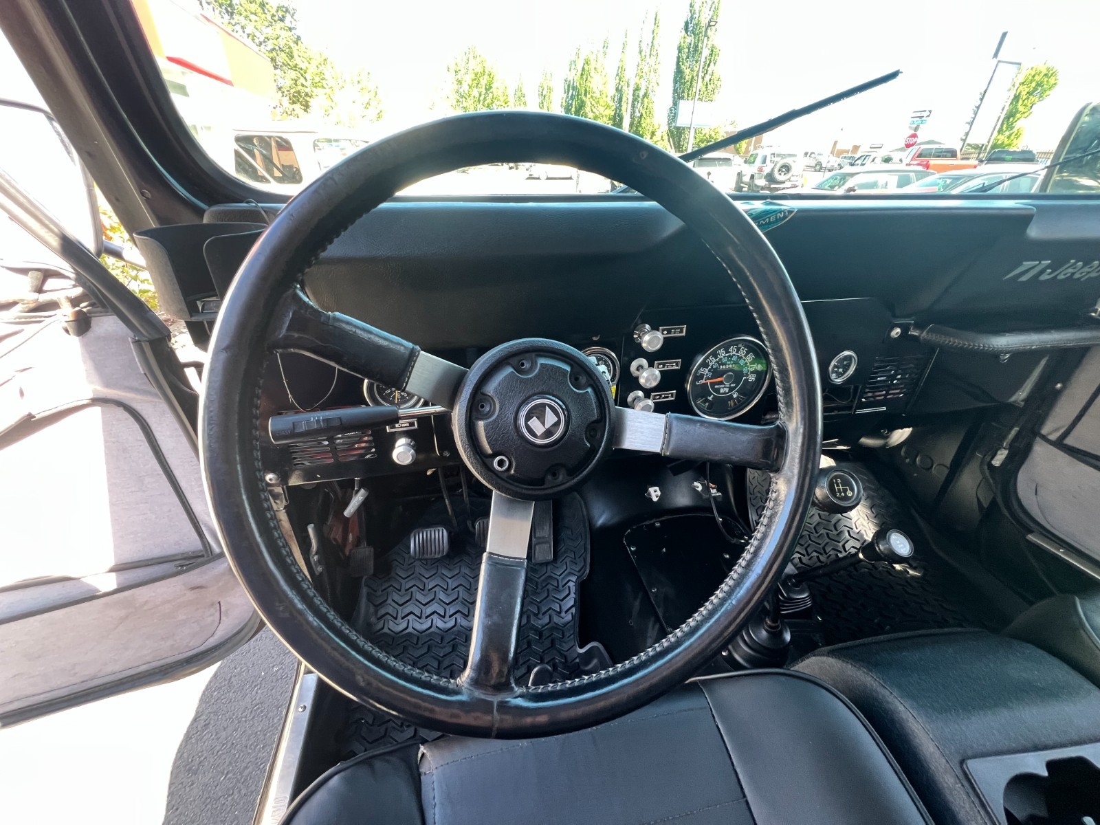 Jeep-Wrangler-1986-SUV-8