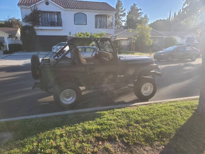 Jeep-Wrangler-1987-5