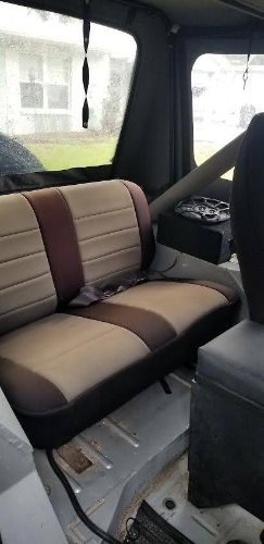 Jeep-Wrangler-1987-Gray-14