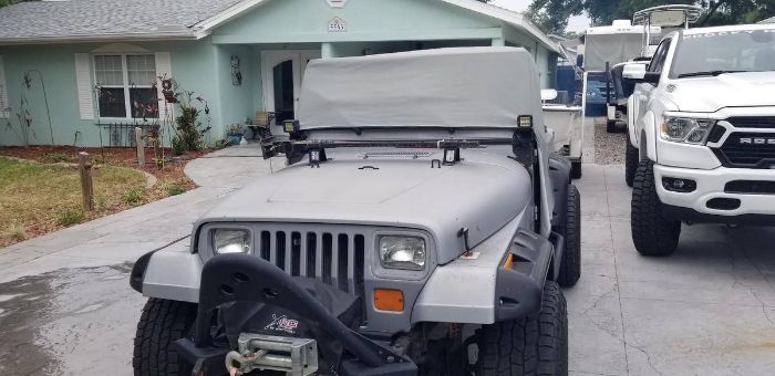 Jeep-Wrangler-1987-Gray-5