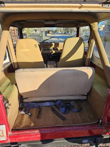 Jeep-Wrangler-1988-4