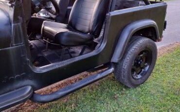 Jeep-Wrangler-1988-Black-5