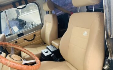 Jeep-Wrangler-1988-Black-Cream-14