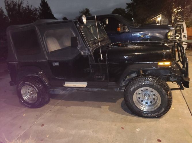 Jeep-Wrangler-1988-Blue-Blue