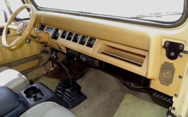 Jeep-Wrangler-1988-Custom-1