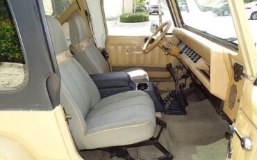 Jeep-Wrangler-1988-Custom-2