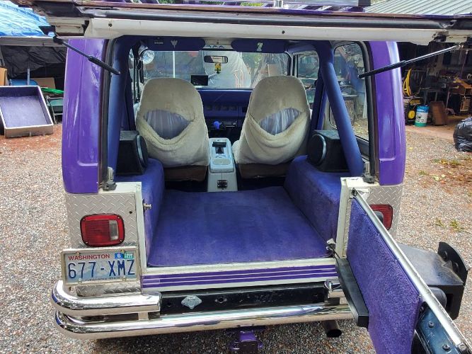Jeep-Wrangler-1988-PurpleWhite-Purple-3