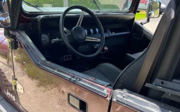 Jeep-Wrangler-1988-SUV-14