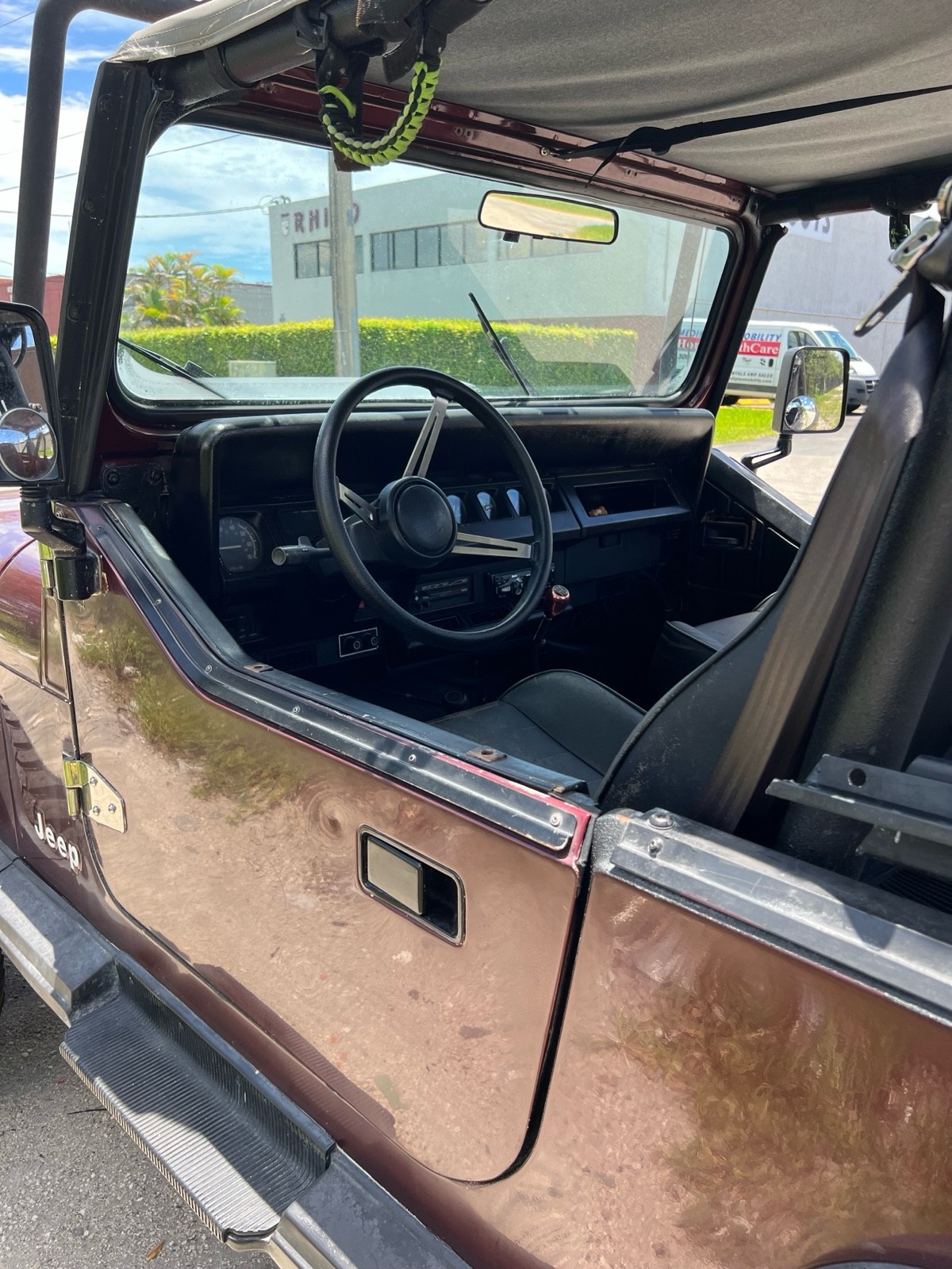 Jeep-Wrangler-1988-SUV-14