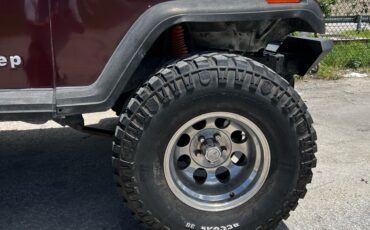 Jeep-Wrangler-1988-SUV-2
