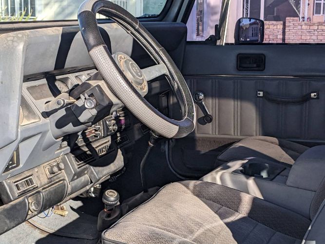 Jeep-Wrangler-1989-10