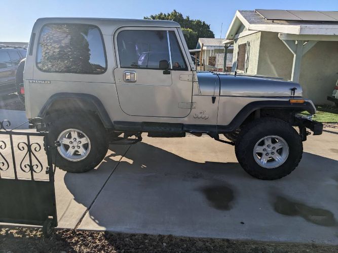 Jeep-Wrangler-1989-9