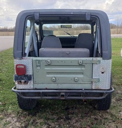 Jeep-Wrangler-1989-Green-10