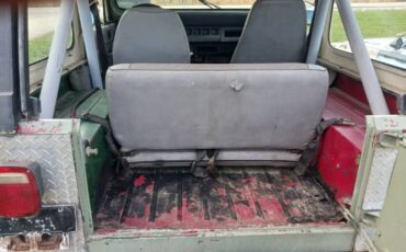 Jeep-Wrangler-1989-Green-3