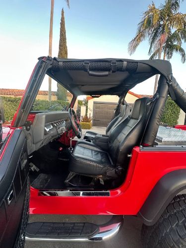 Jeep-Wrangler-1990-1