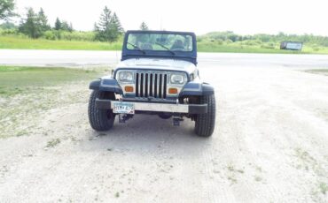 Jeep-Wrangler-1990-1