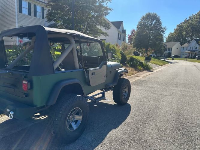 Jeep-Wrangler-1990-Green-Gray-11