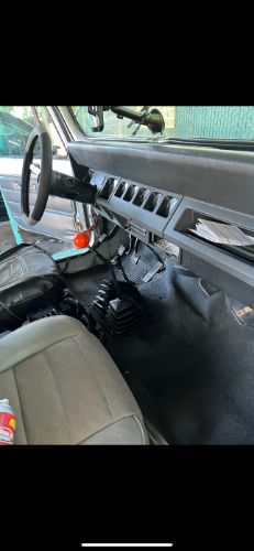 Jeep-Wrangler-1991-6