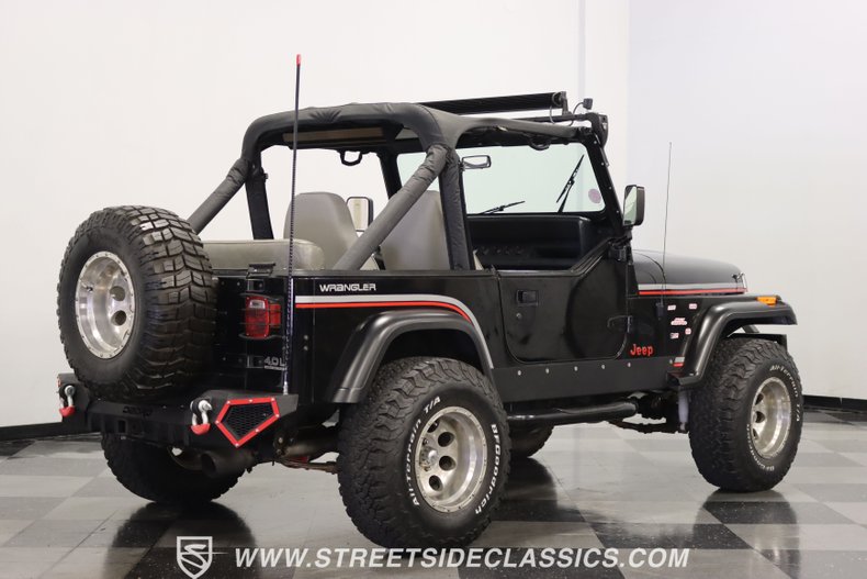 Jeep-Wrangler-1991-Black-Gray-2