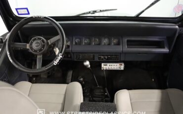 Jeep-Wrangler-1991-Black-Gray-45