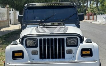 Jeep-Wrangler-1991-SUV-1