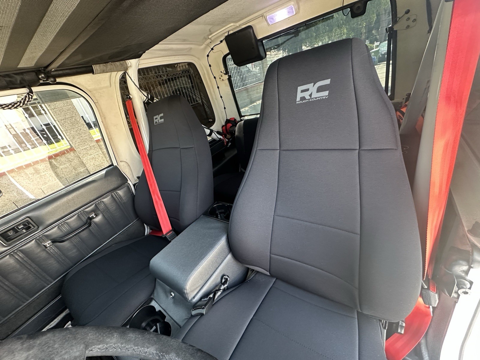 Jeep-Wrangler-1991-SUV-5