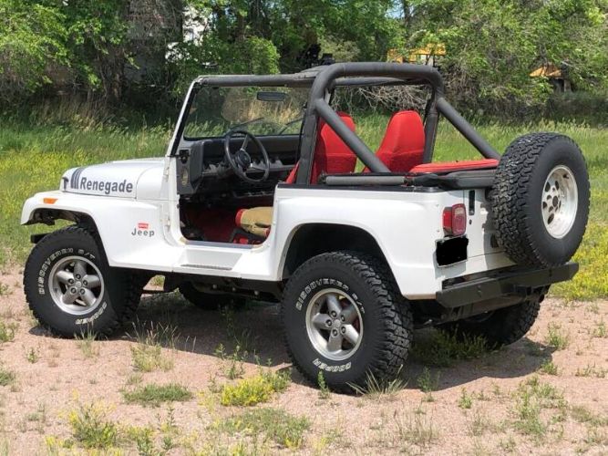 Jeep-Wrangler-1991-White-Red-1