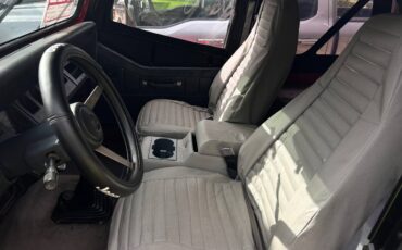 Jeep-Wrangler-1993-11