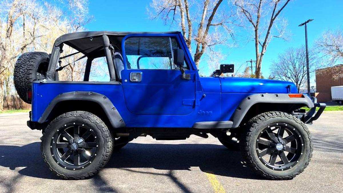 Jeep-Wrangler-1993-blue-1