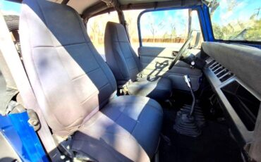 Jeep-Wrangler-1993-blue-11