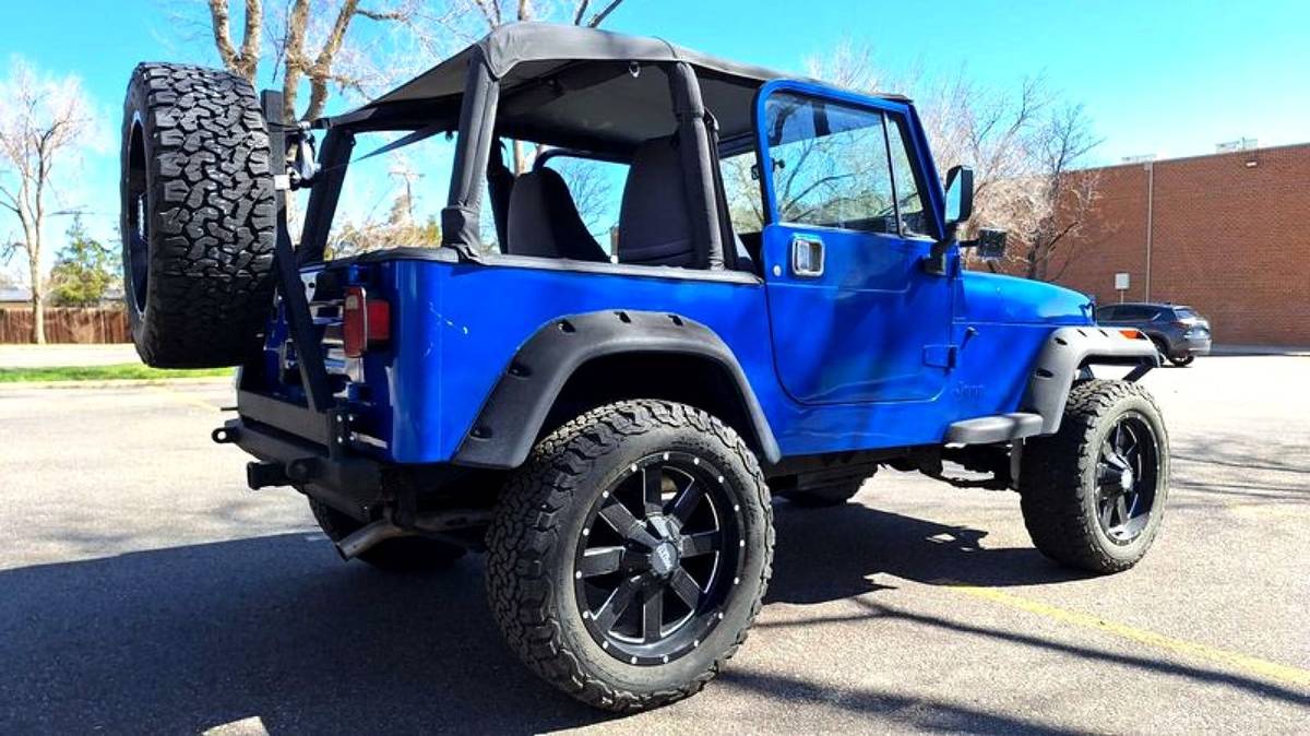 Jeep-Wrangler-1993-blue-2