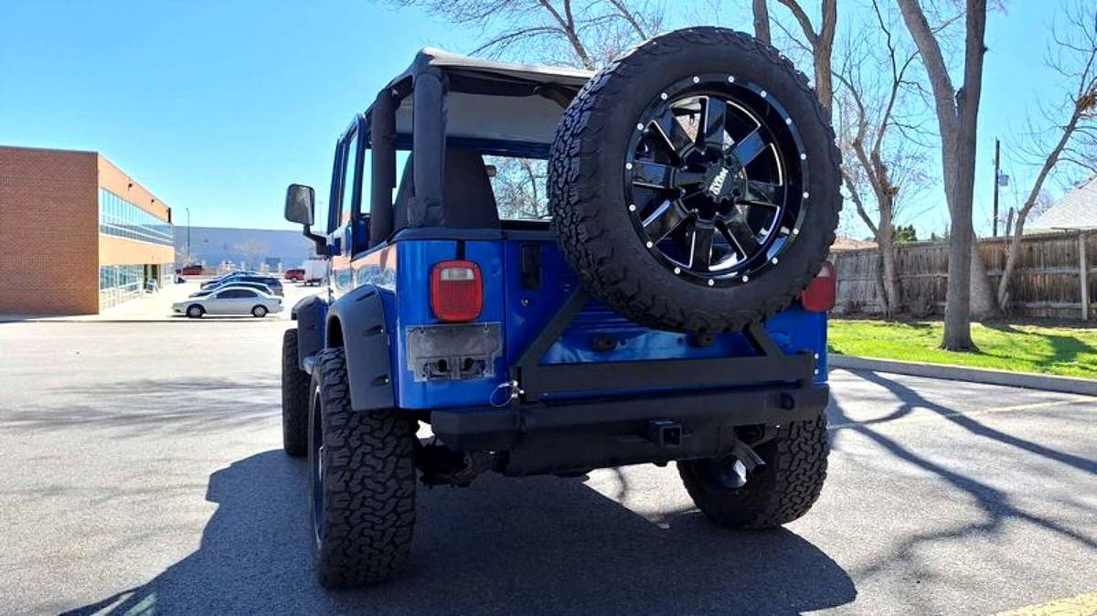 Jeep-Wrangler-1993-blue-3