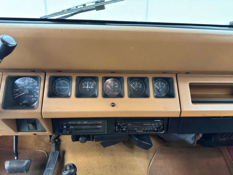 Jeep-Wrangler-1994-Red-Saddle-16