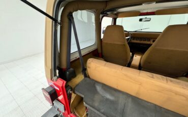 Jeep-Wrangler-1994-Red-Saddle-35