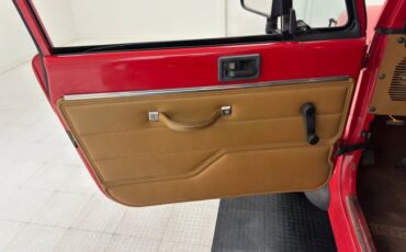 Jeep-Wrangler-1994-Red-Saddle-36