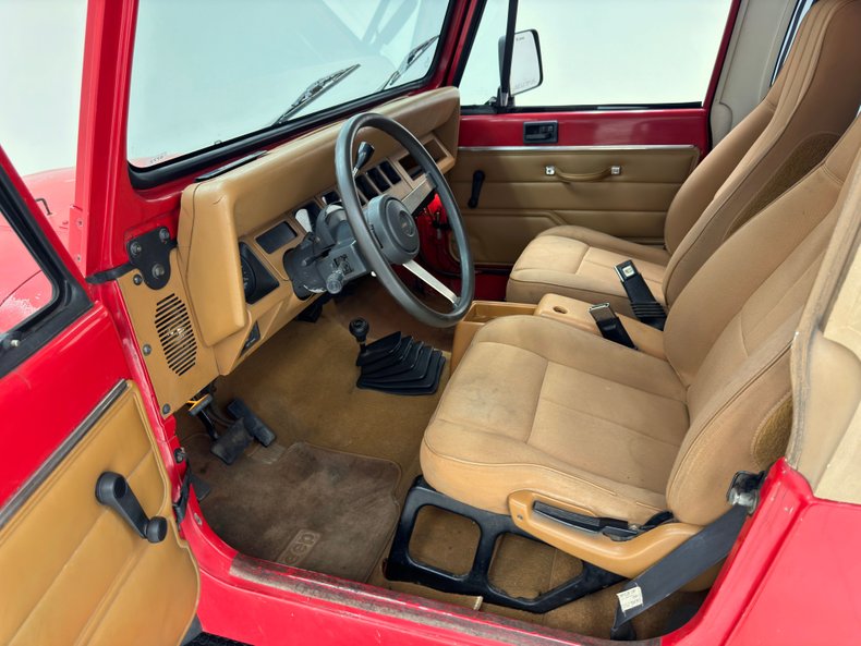 Jeep-Wrangler-1994-Red-Saddle-38