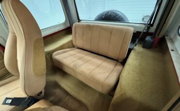 Jeep-Wrangler-1994-Red-Saddle-40