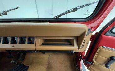 Jeep-Wrangler-1994-Red-Saddle-44