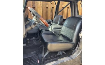 Jeep-Wrangler-1995-Black-Black-5