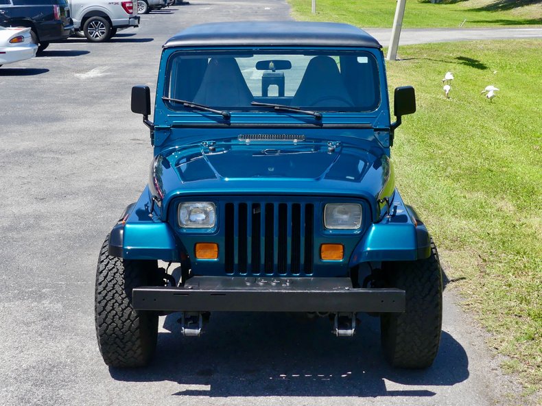 Jeep-Wrangler-1995-Emerald-Green-Metall-Gray-30