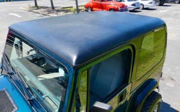 Jeep-Wrangler-1995-Emerald-Green-Metall-Gray-39