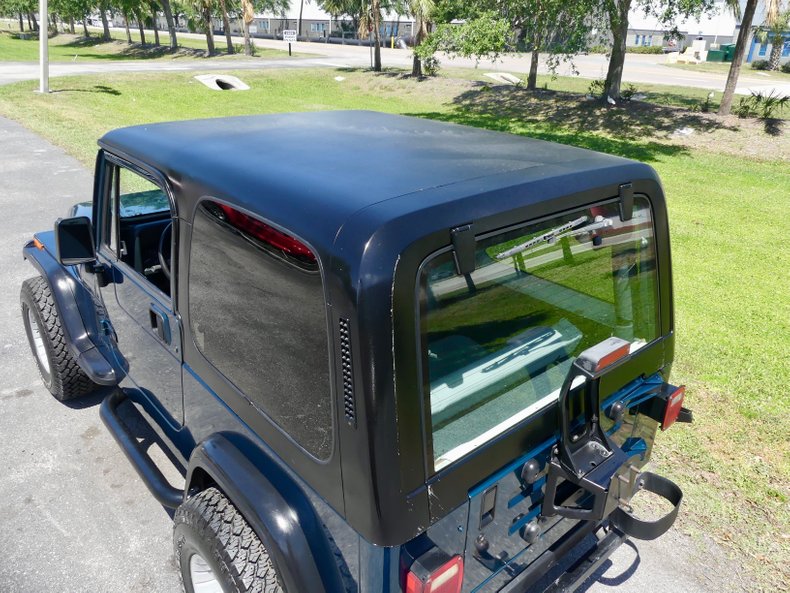 Jeep-Wrangler-1995-Emerald-Green-Metall-Gray-41