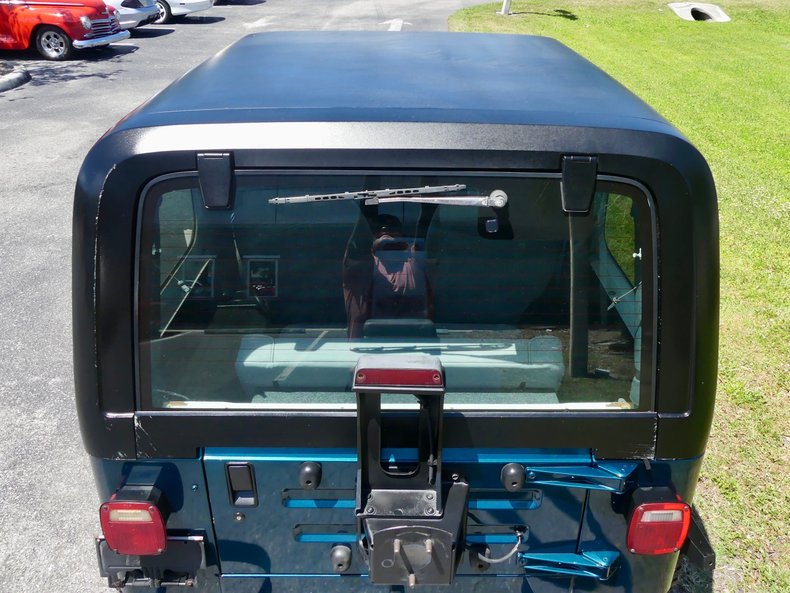 Jeep-Wrangler-1995-Emerald-Green-Metall-Gray-42