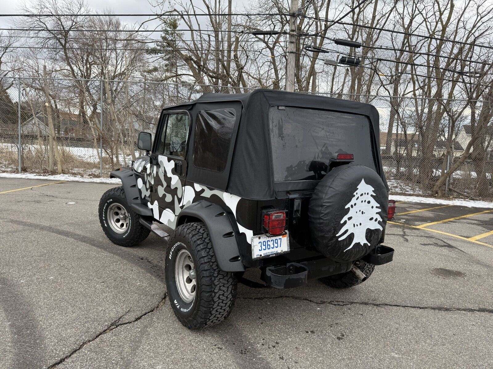 Jeep-Wrangler-1995-SUV-4